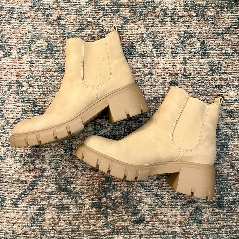 Chelsea Boots Lug Sole